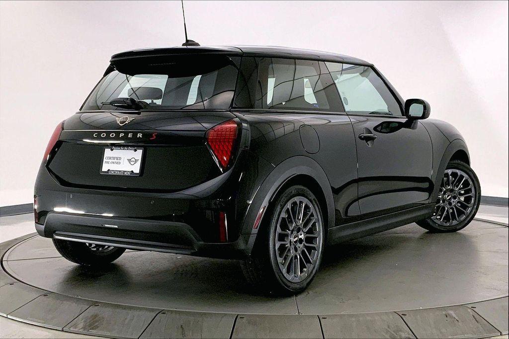 used 2025 MINI Hardtop car, priced at $37,290
