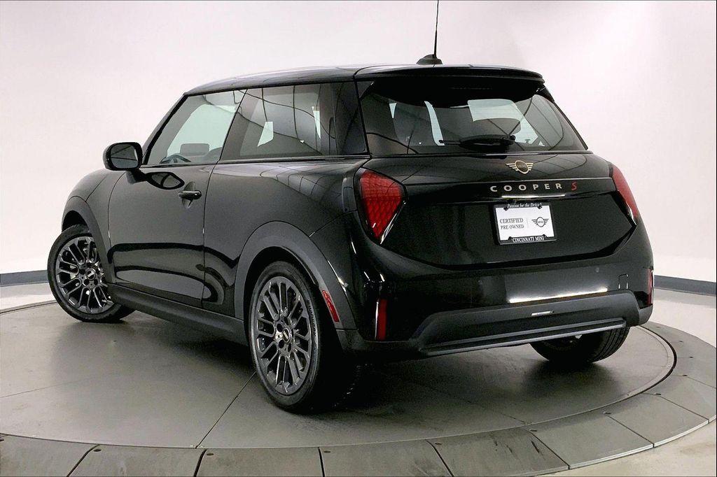 used 2025 MINI Hardtop car, priced at $37,290