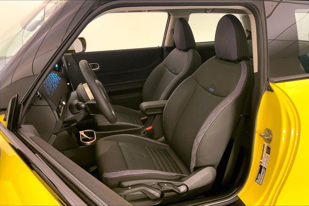 used 2025 MINI Hardtop car, priced at $31,990