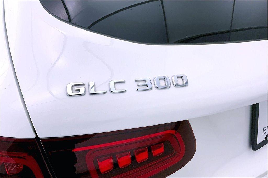 used 2021 Mercedes-Benz GLC 300 car, priced at $28,995