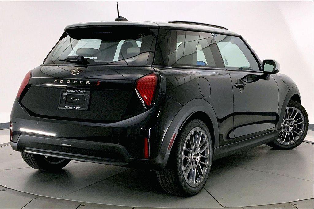 used 2025 MINI Hardtop car, priced at $37,990