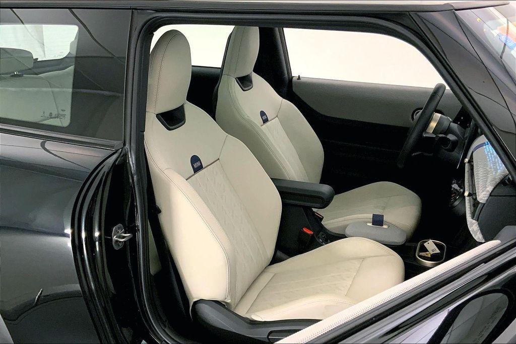 used 2025 MINI Hardtop car, priced at $34,992