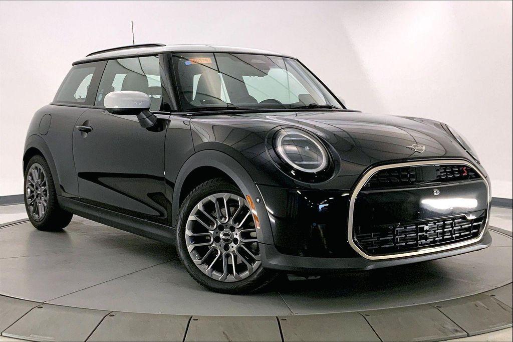used 2025 MINI Hardtop car, priced at $37,990