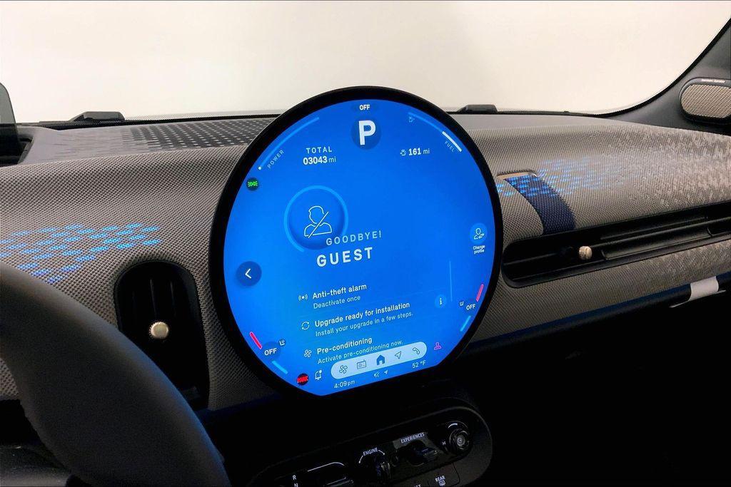 used 2025 MINI Hardtop car, priced at $34,992