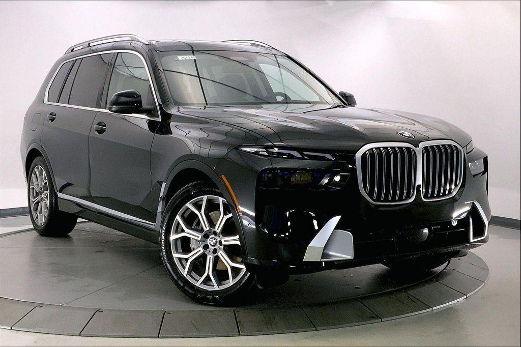 new 2026 BMW X7 car, priced at $94,385