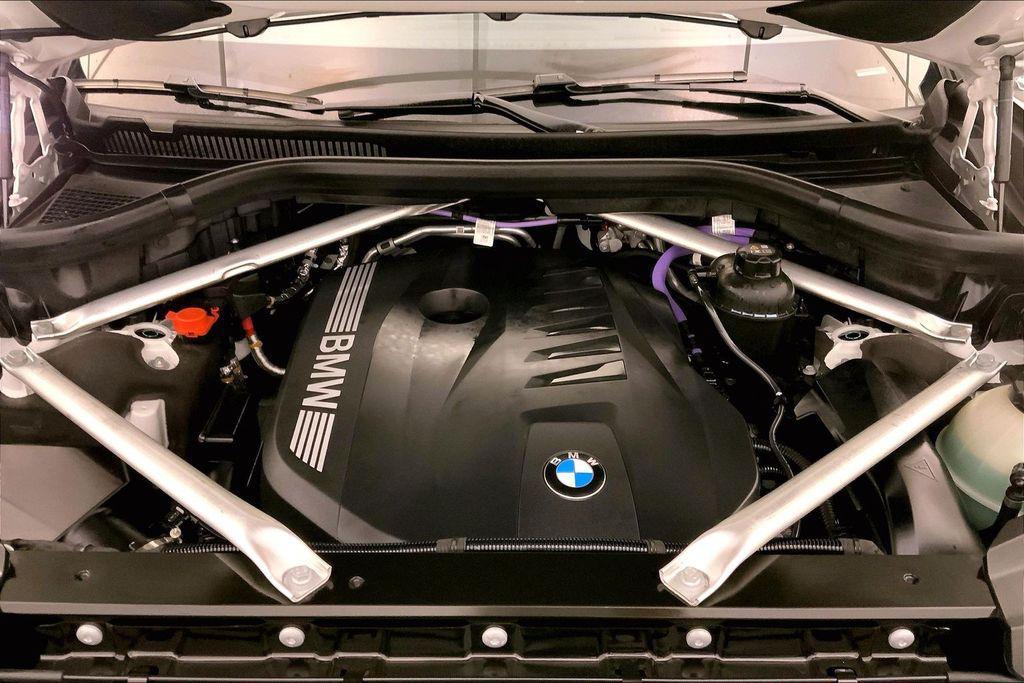 used 2026 BMW X7 car, priced at $87,525