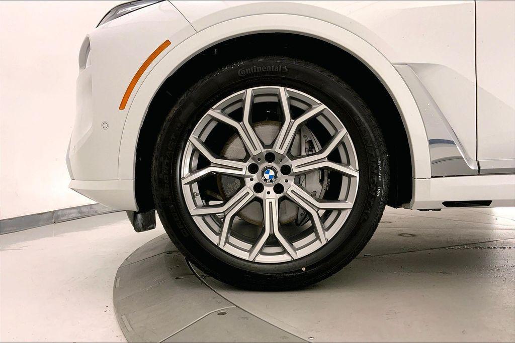 used 2026 BMW X7 car, priced at $87,525