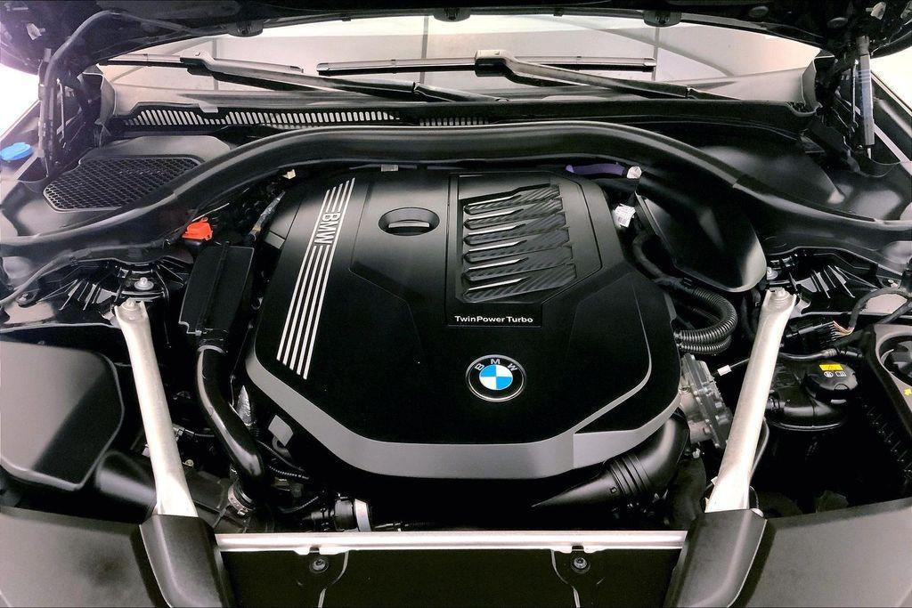 used 2022 BMW 540 car, priced at $38,053