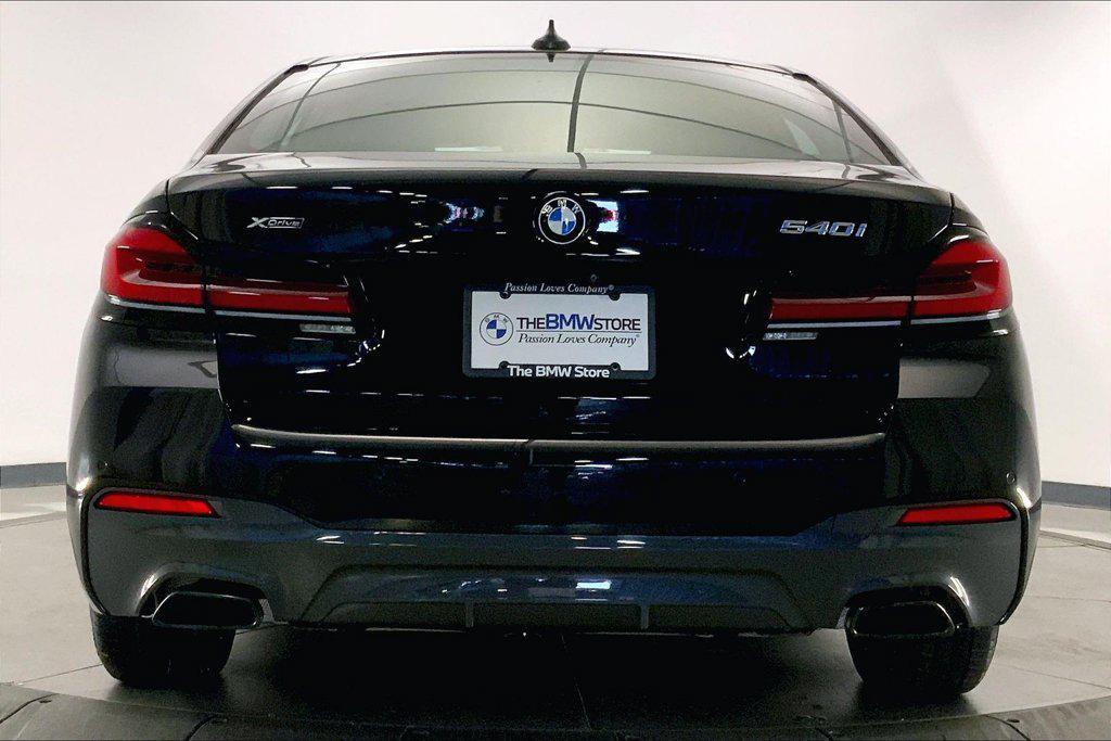 used 2022 BMW 540 car, priced at $38,053
