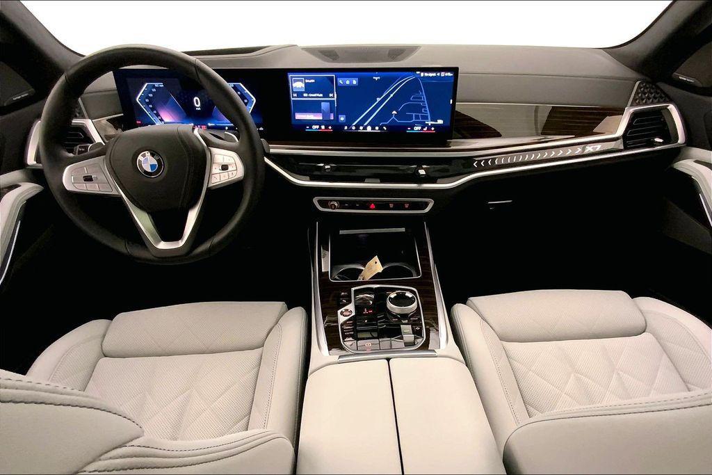 used 2026 BMW X7 car, priced at $84,495