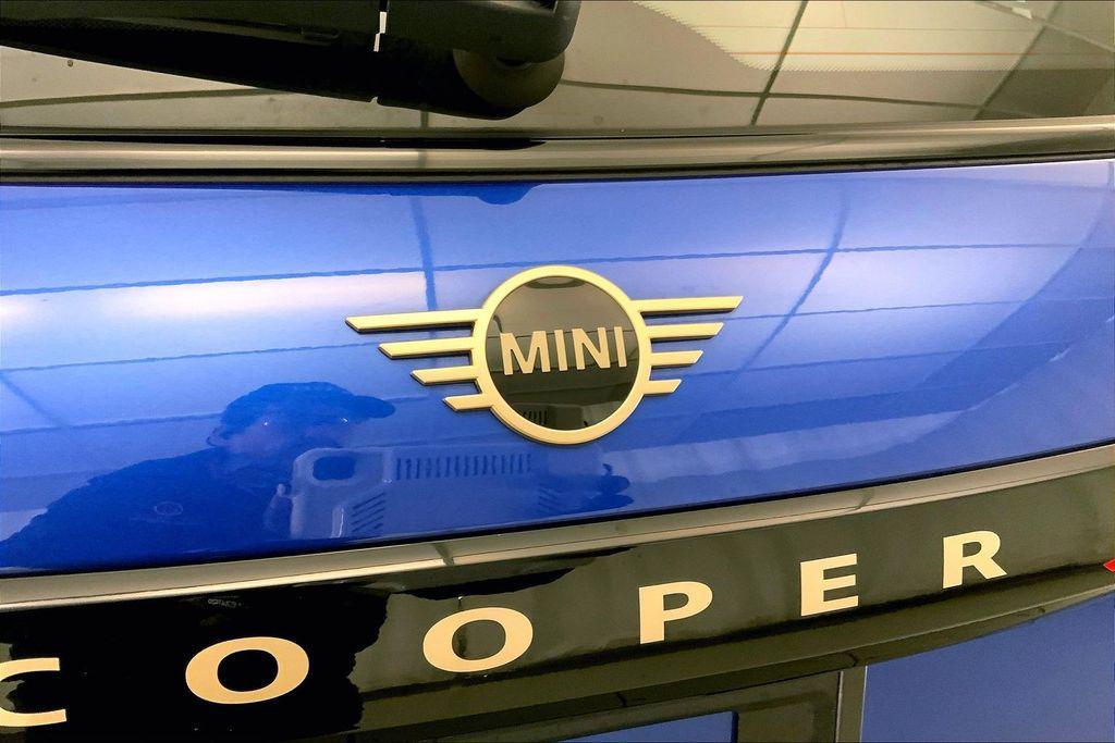 used 2025 MINI Hardtop car, priced at $35,720