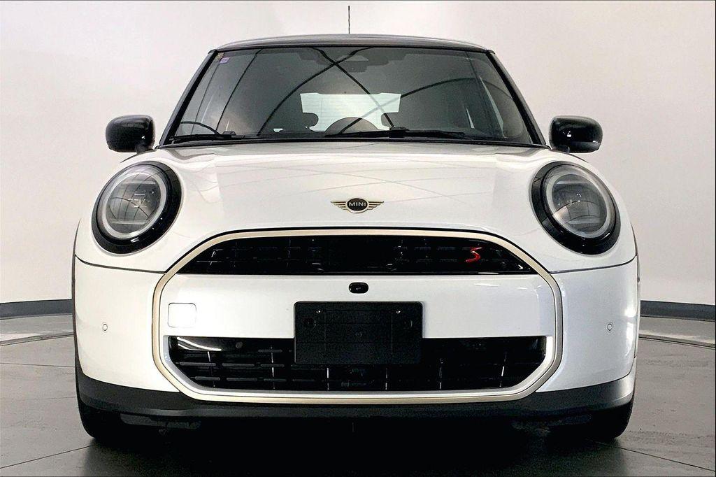 used 2025 MINI Hardtop car, priced at $34,195