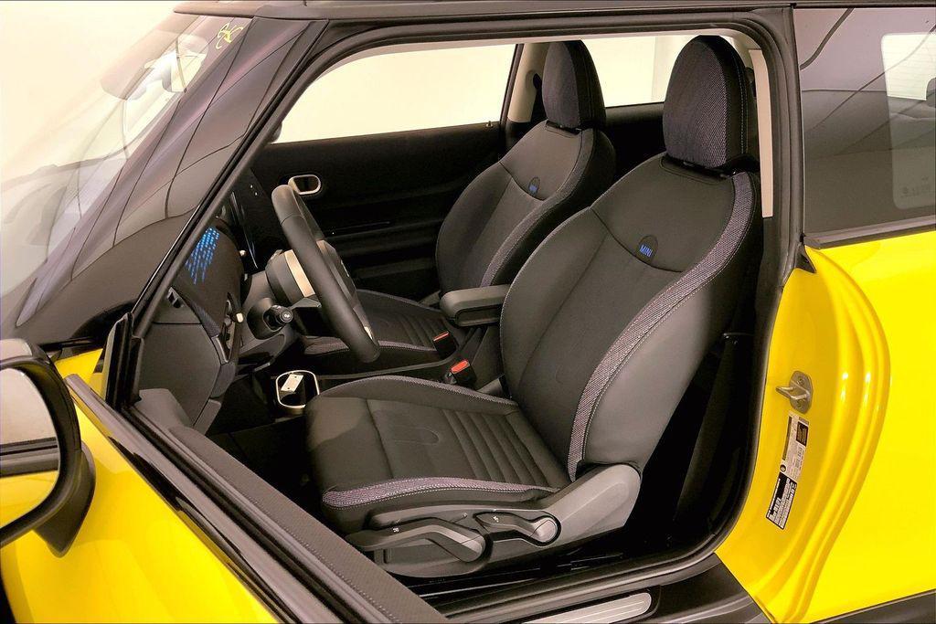 used 2025 MINI Hardtop car, priced at $30,990