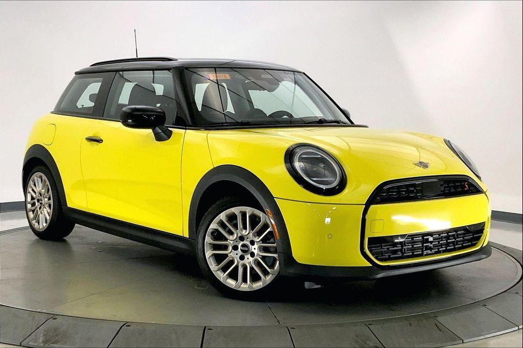 used 2025 MINI Hardtop car, priced at $36,435