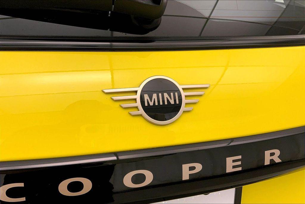 used 2025 MINI Hardtop car, priced at $30,990