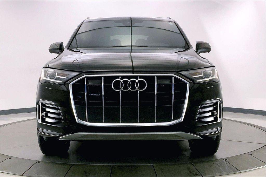 used 2023 Audi Q7 car