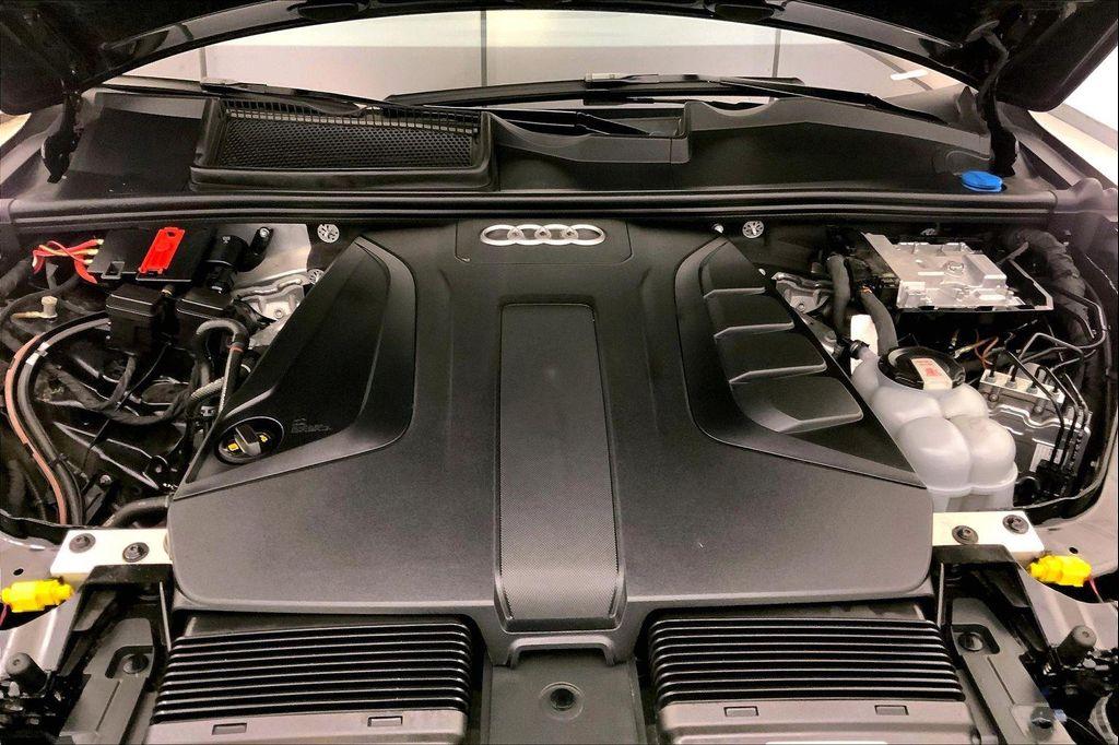 used 2023 Audi Q7 car