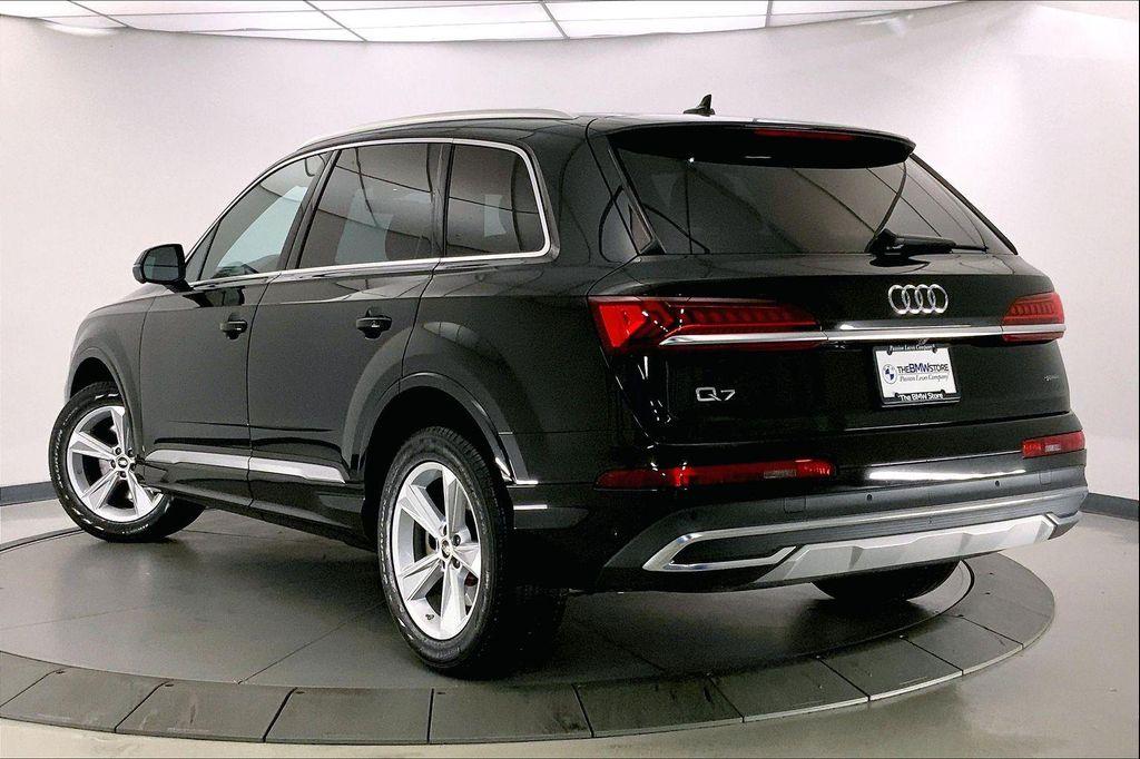 used 2023 Audi Q7 car
