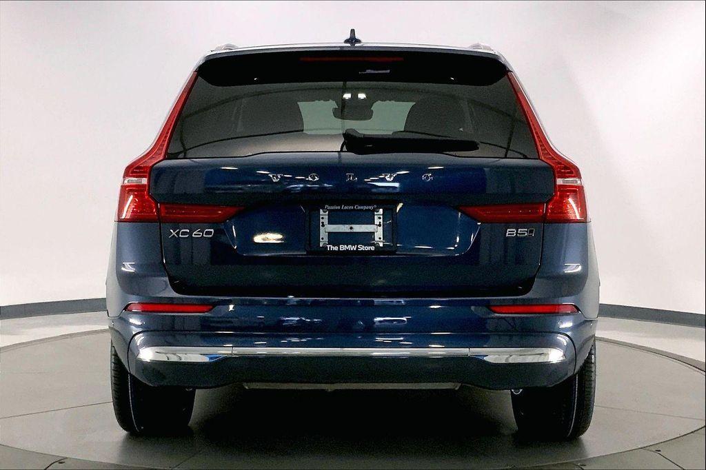 used 2023 Volvo XC60 car