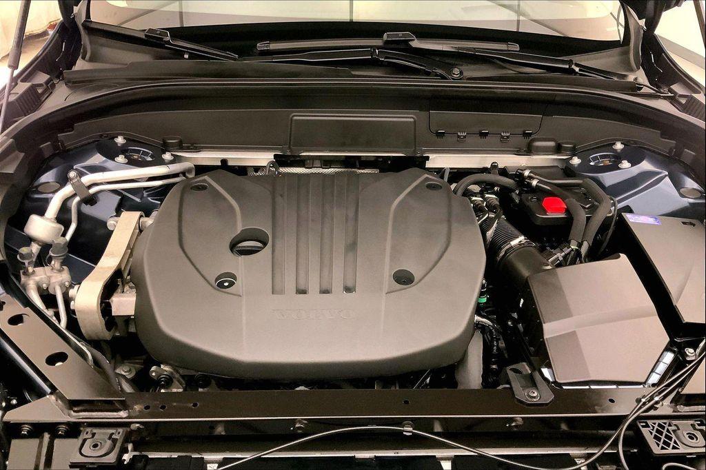 used 2023 Volvo XC60 car