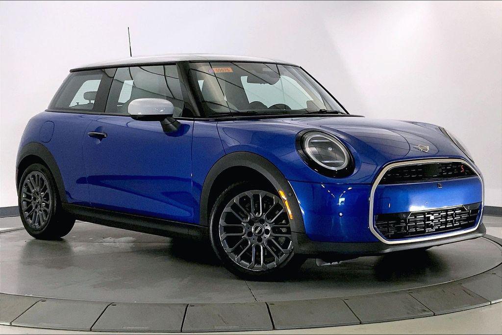 used 2025 MINI Hardtop car, priced at $35,130