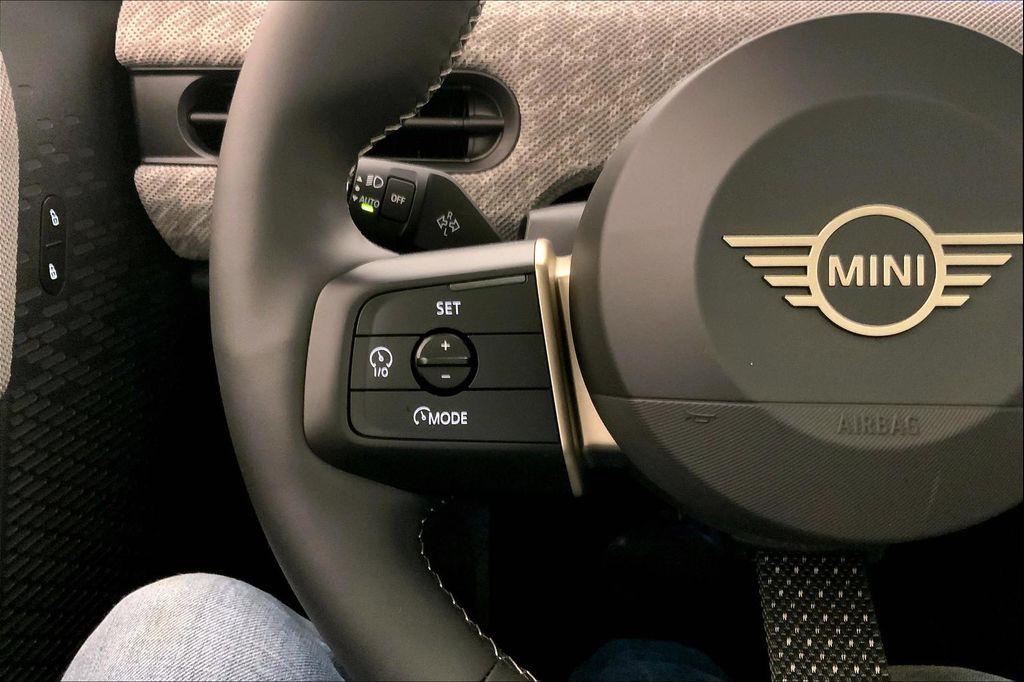 used 2025 MINI Hardtop car, priced at $39,335