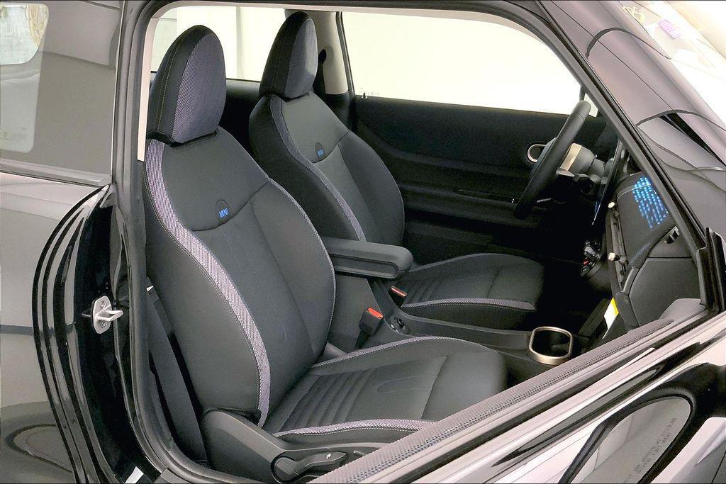 new 2025 MINI Hardtop car, priced at $38,600