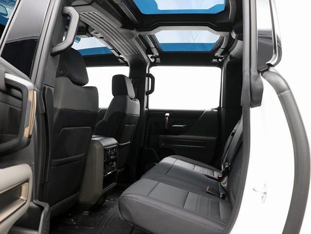 new 2025 GMC HUMMER EV Pickup car, priced at $110,040