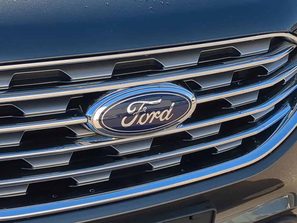 used 2019 Ford Edge car, priced at $10,989