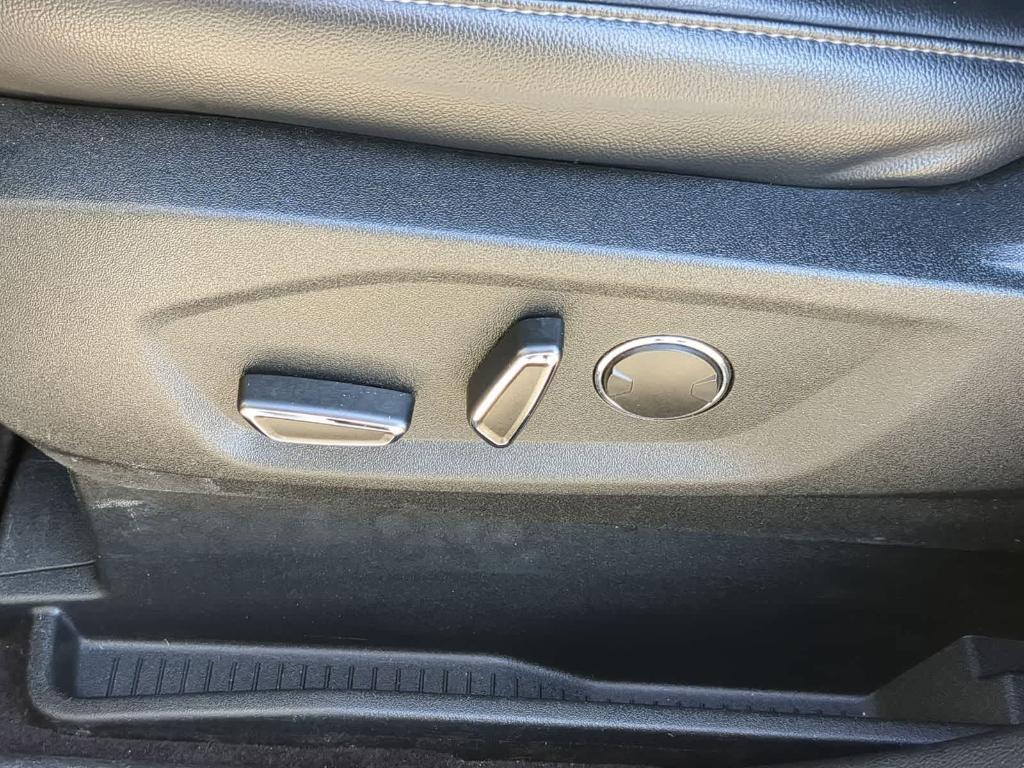 used 2019 Ford Edge car, priced at $10,989