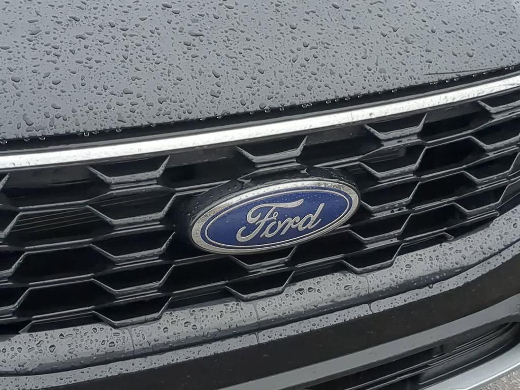 used 2025 Ford Escape car, priced at $25,959