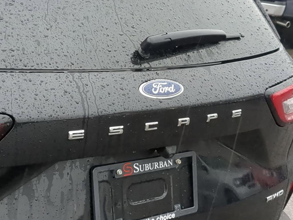 used 2025 Ford Escape car, priced at $25,959