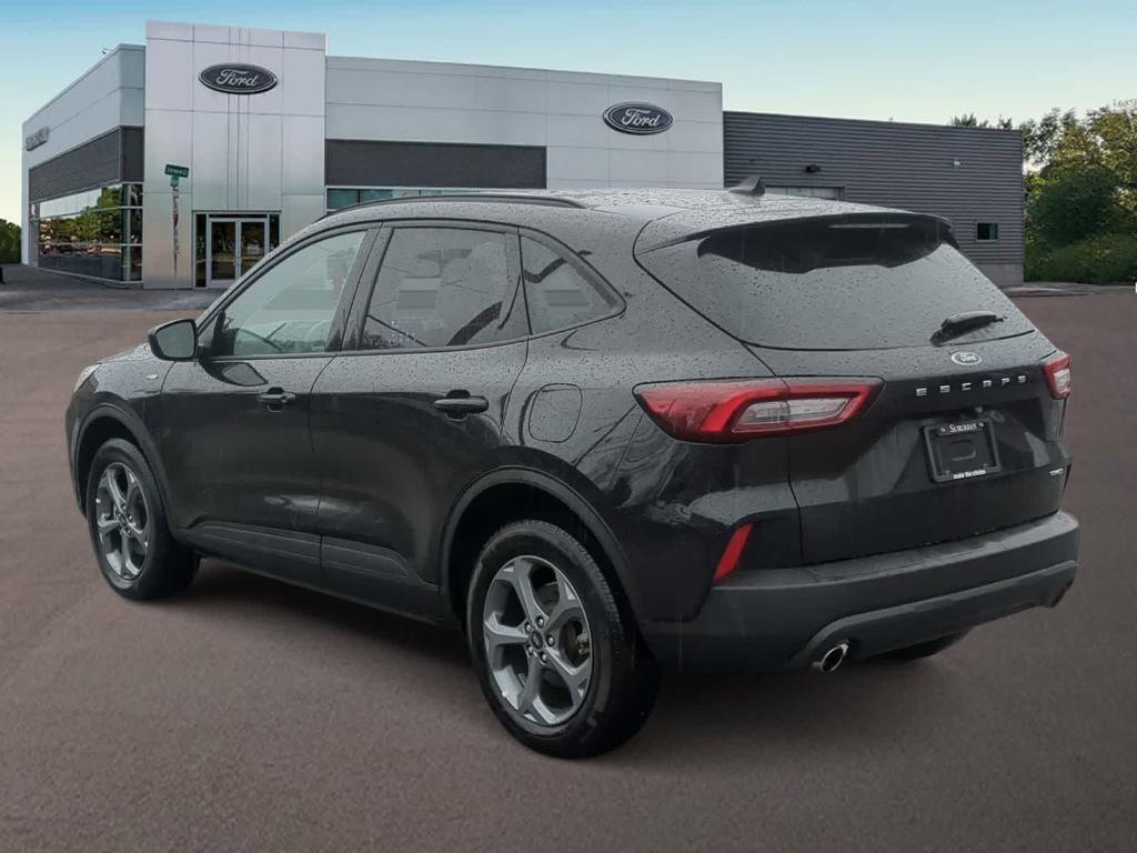 used 2025 Ford Escape car, priced at $25,959
