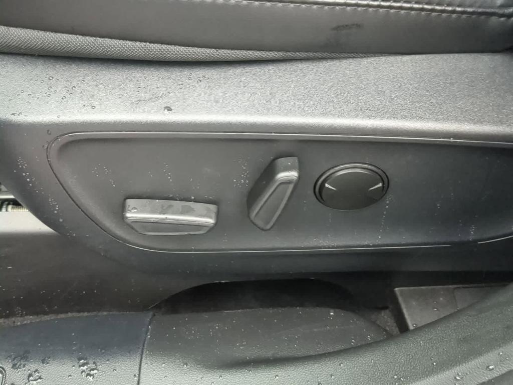 used 2025 Ford Escape car, priced at $25,959