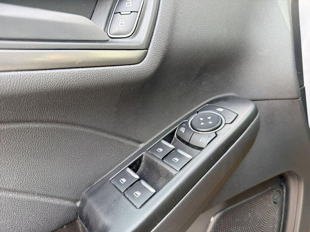 used 2025 Ford Escape car