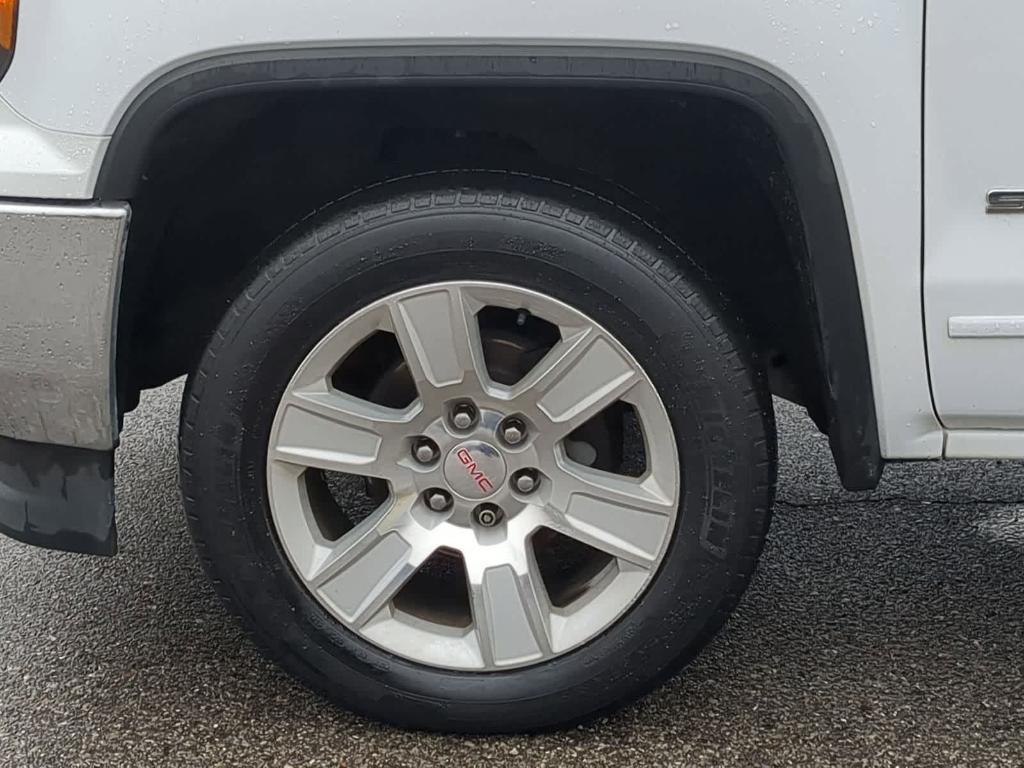 used 2018 GMC Sierra 1500 car, priced at $17,989