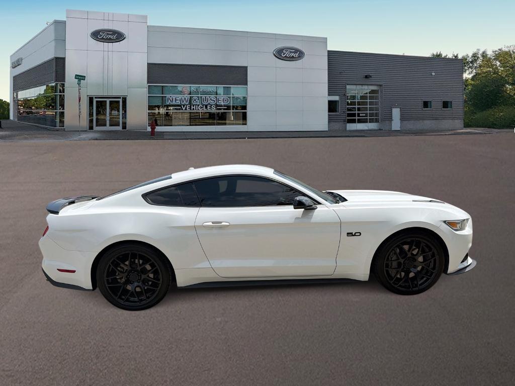 used 2016 Ford Mustang car