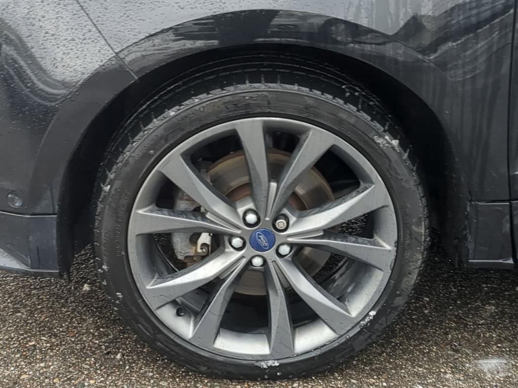 used 2015 Ford Edge car, priced at $6,989