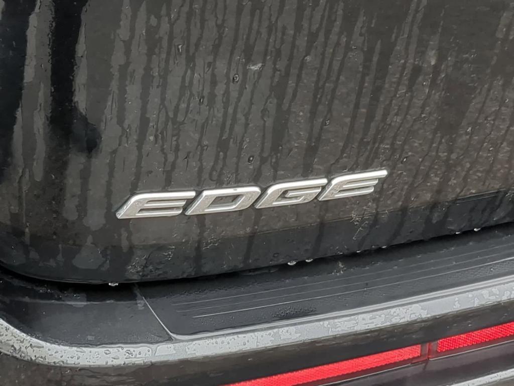 used 2015 Ford Edge car, priced at $6,989