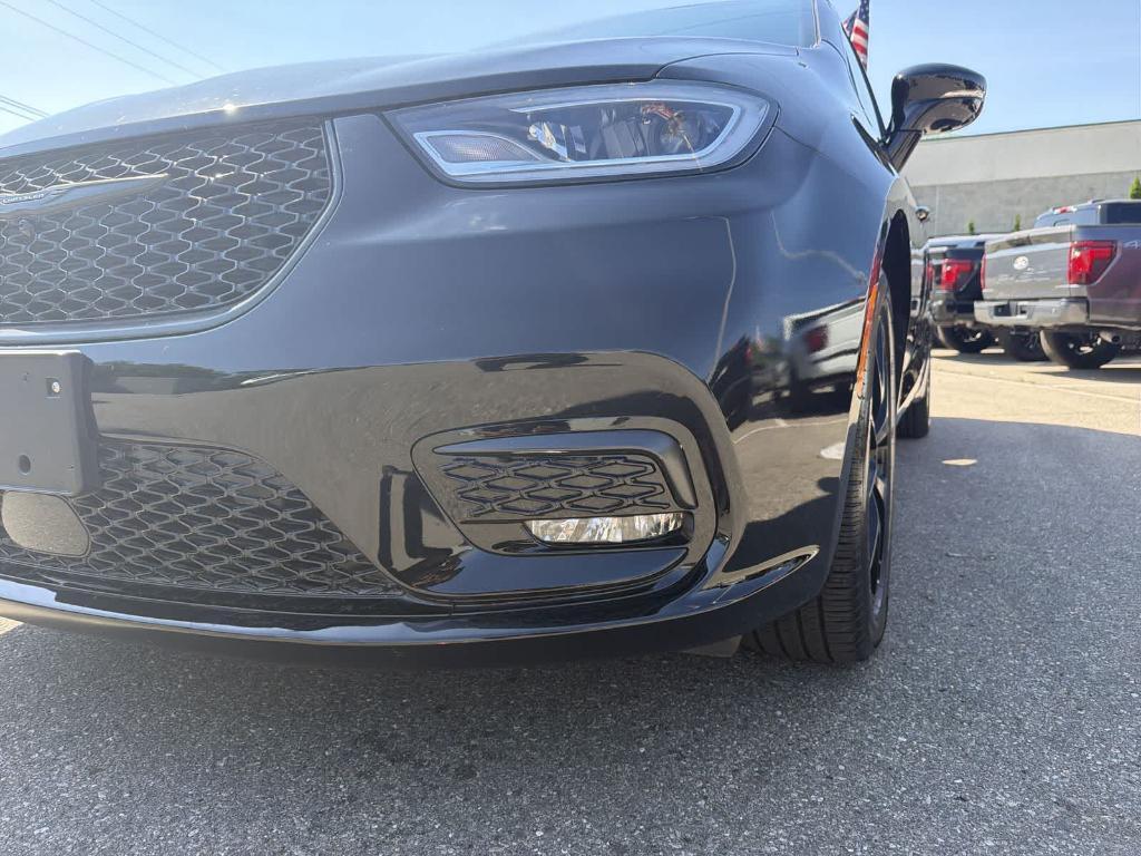 used 2026 Chrysler Pacifica car, priced at $39,139