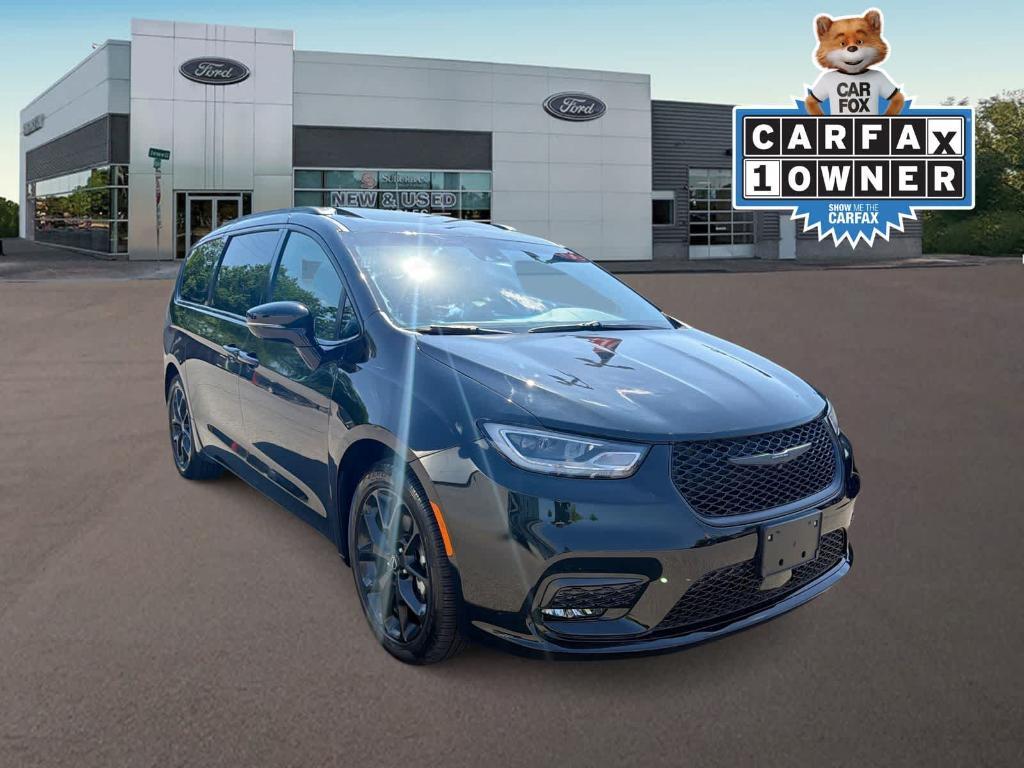 used 2026 Chrysler Pacifica car, priced at $39,139