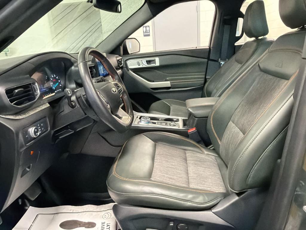 used 2022 Ford Explorer car, priced at $32,239