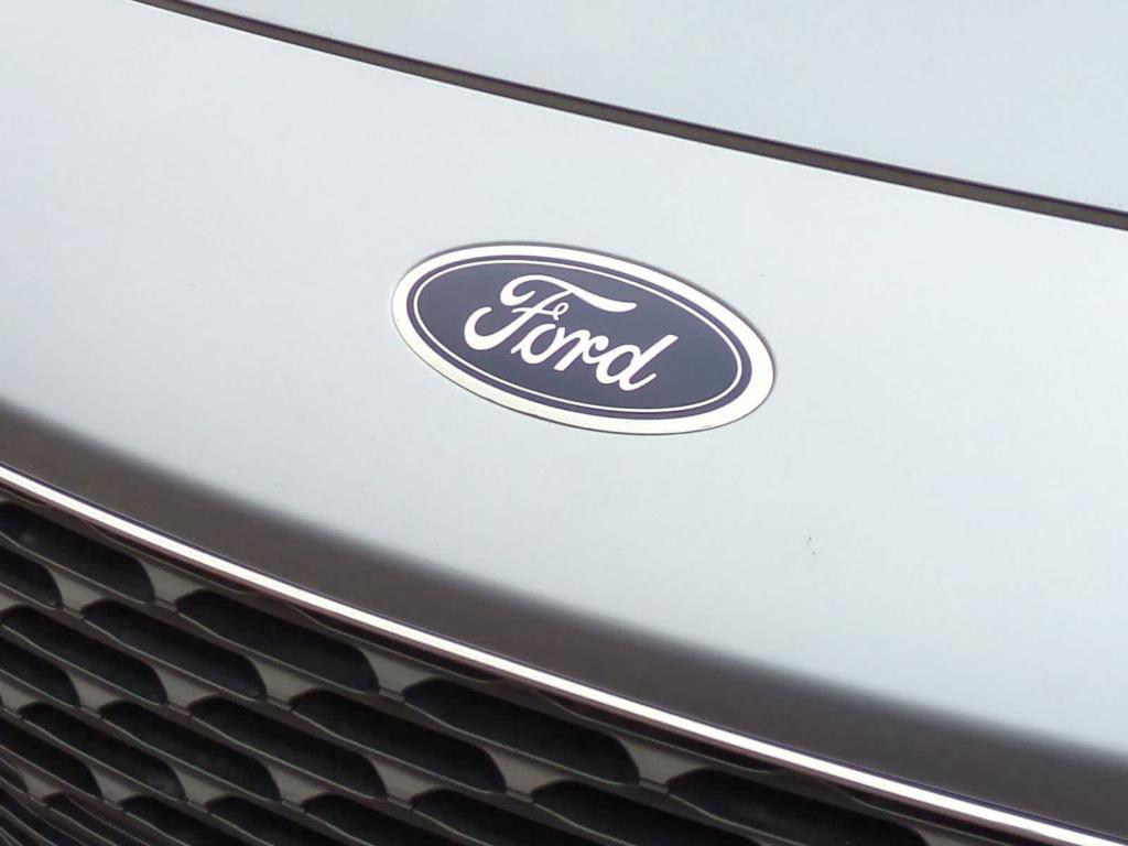 used 2022 Ford Escape car, priced at $19,919