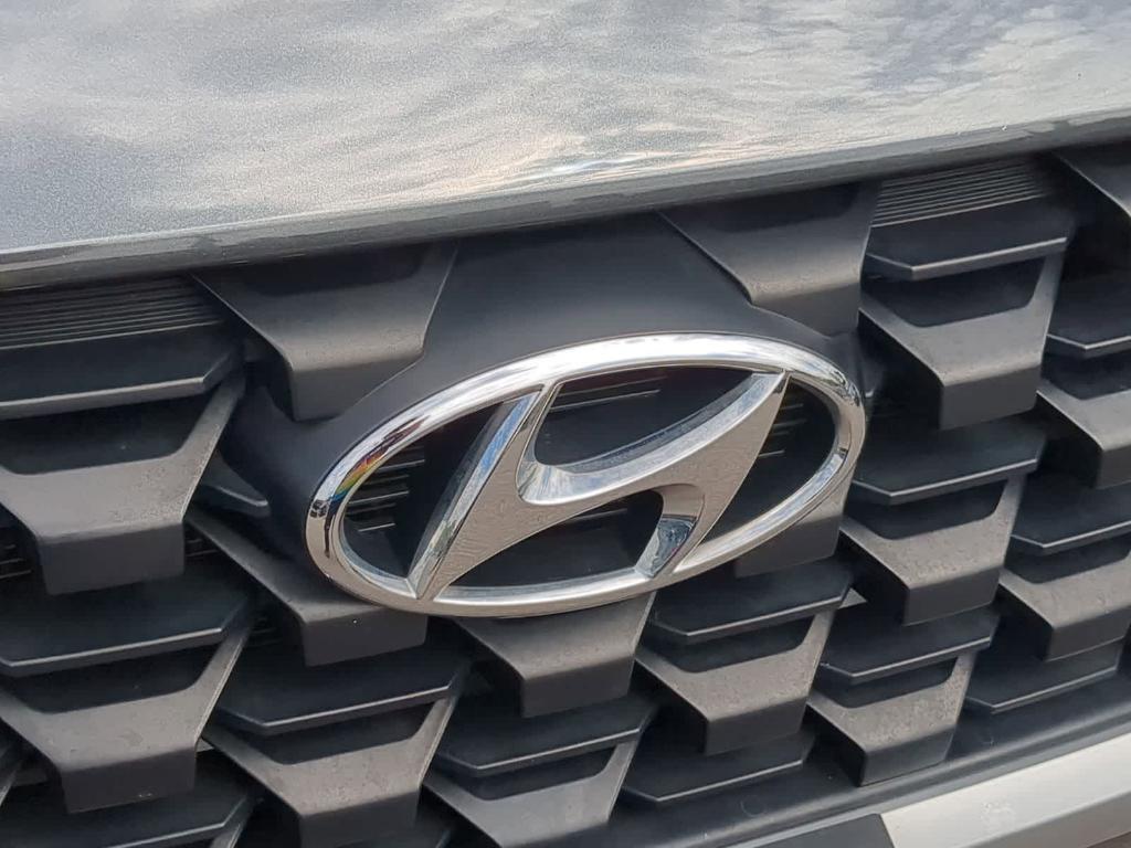 used 2023 Hyundai Santa Fe car, priced at $18,389