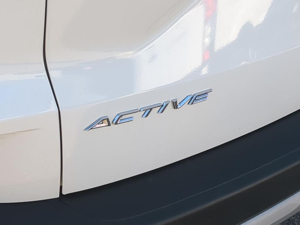 used 2023 Ford Escape car, priced at $22,539