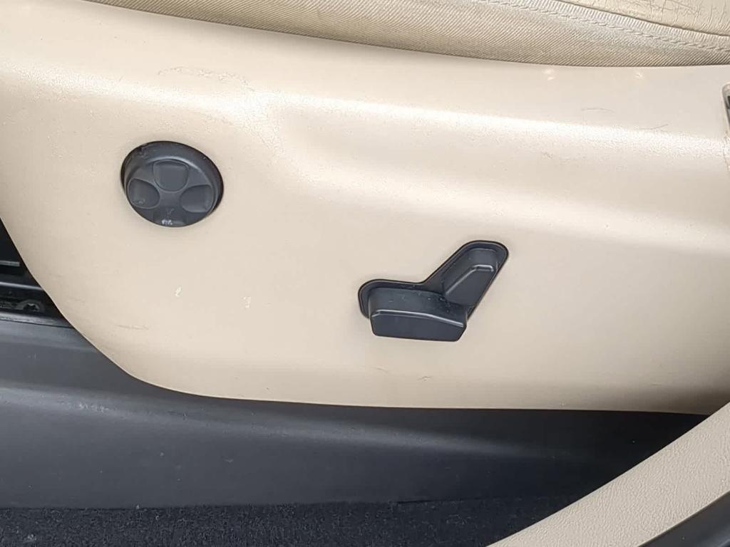 used 2020 Jeep Grand Cherokee car, priced at $18,989