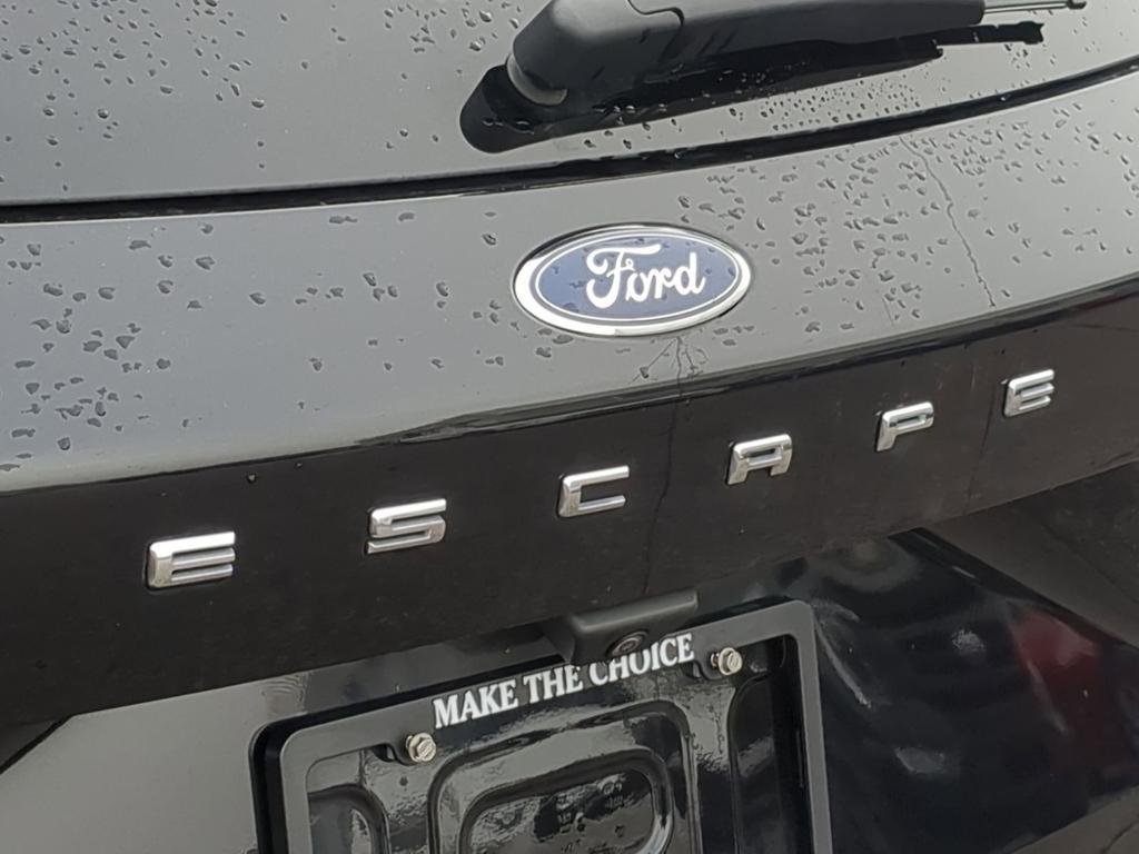 used 2020 Ford Escape car, priced at $15,329