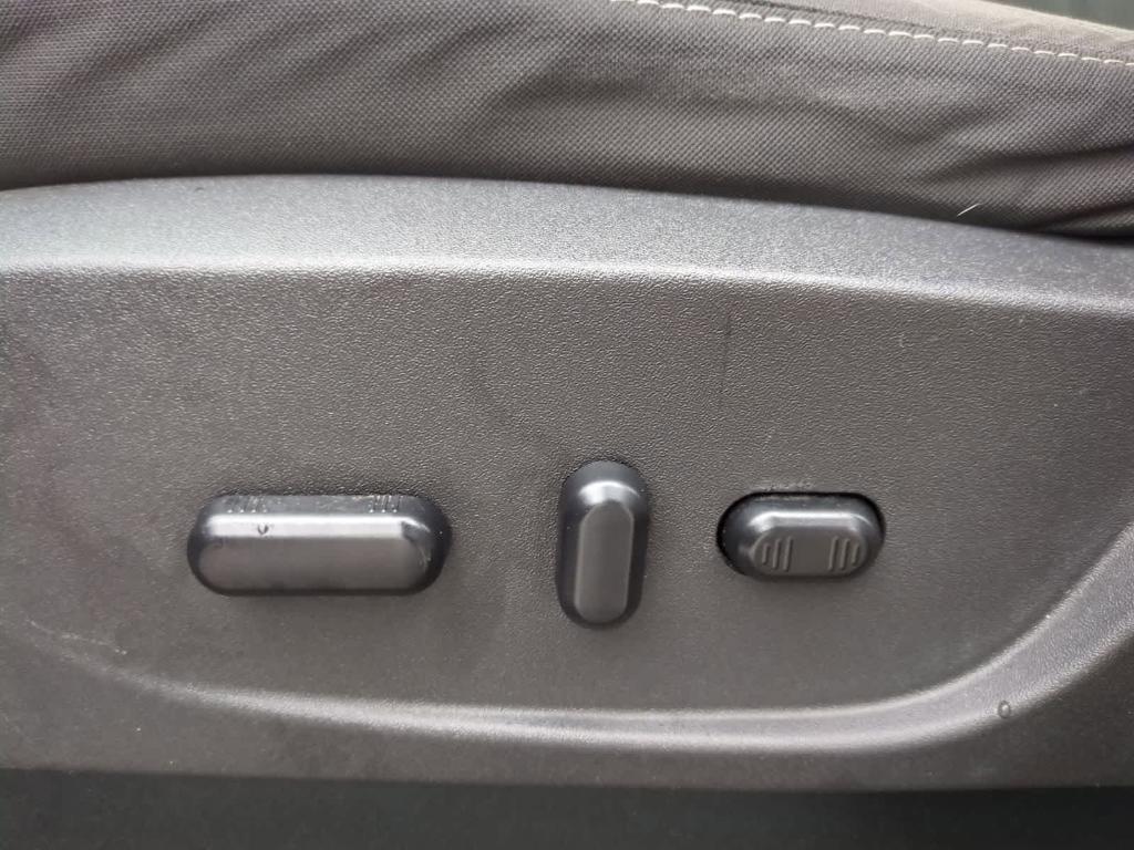 used 2015 Ford Escape car, priced at $5,989