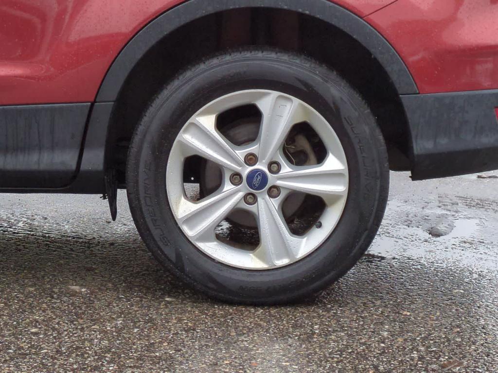 used 2015 Ford Escape car, priced at $5,989