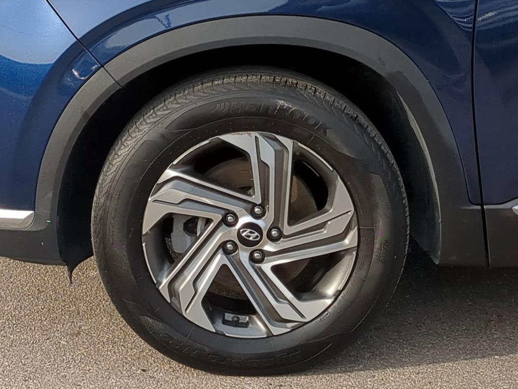used 2021 Hyundai Santa Fe car, priced at $13,239